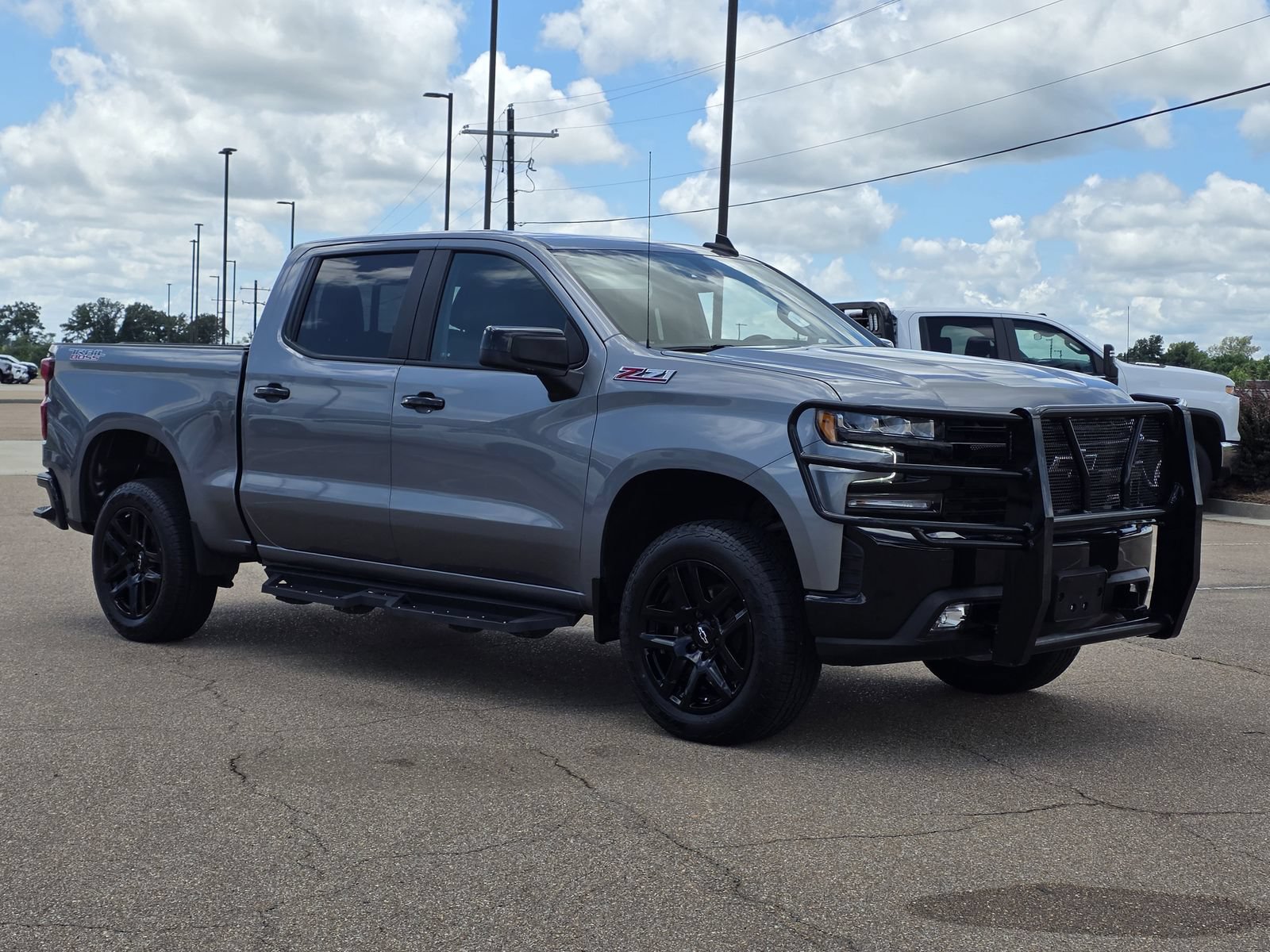 Used 2022 Chevrolet Silverado 1500 LT Trail Boss w/ Convenience Package II AWD/4WD image 3