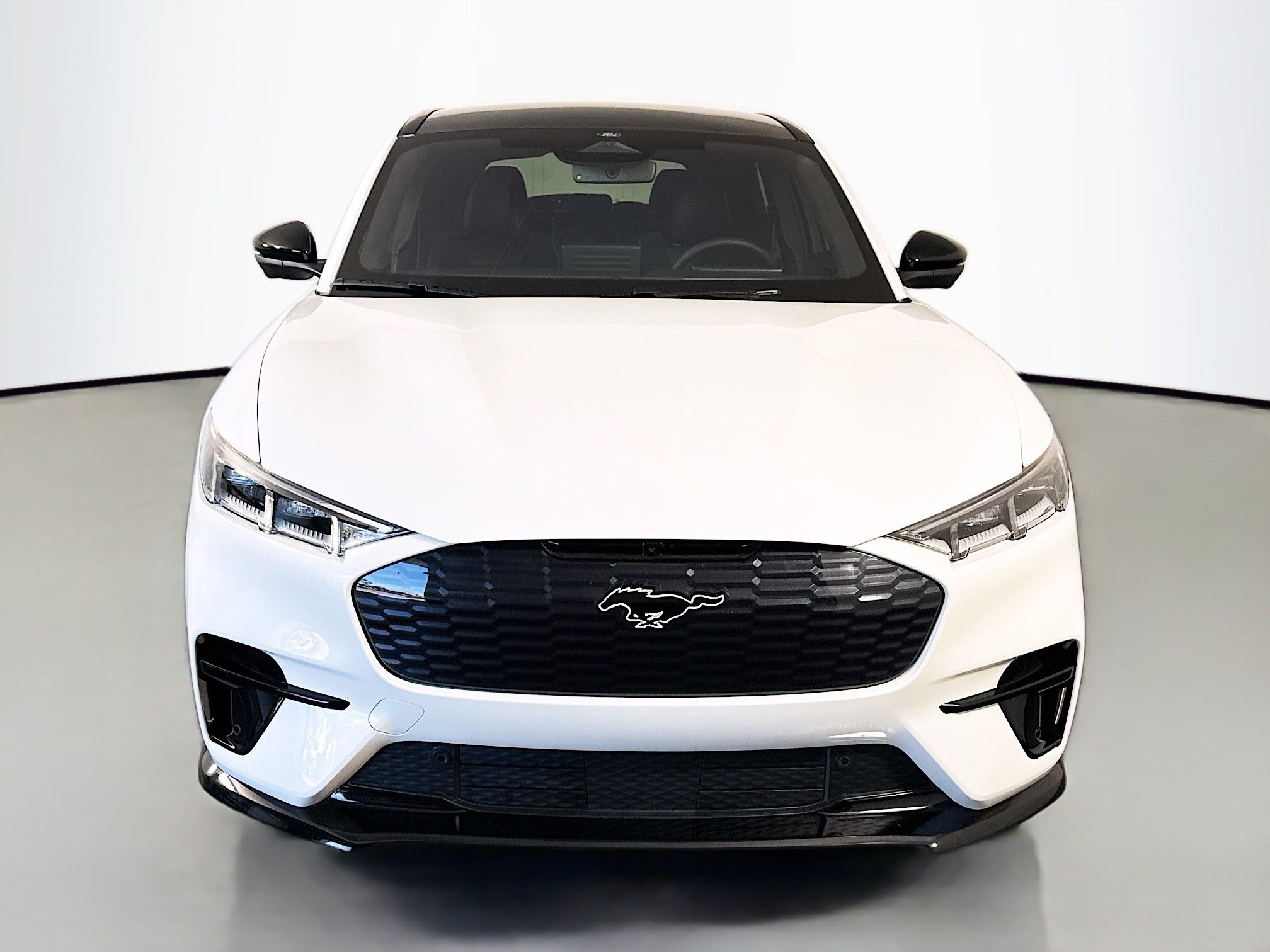 Used 2023 Ford Mustang Mach-E GT image 2