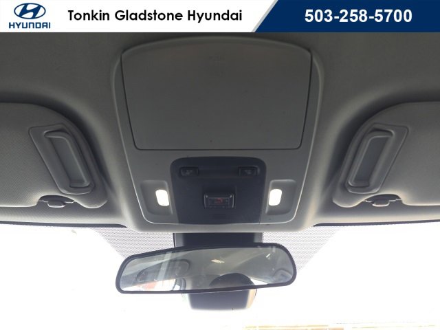 Used 2021 Toyota Camry SE w/ Cold Weather Package image 18