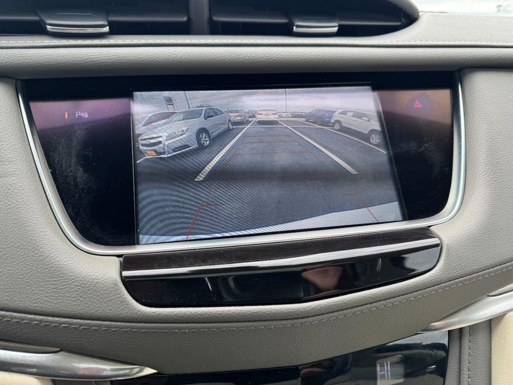 Used 2018 Cadillac XT5 Premium Luxury image 22