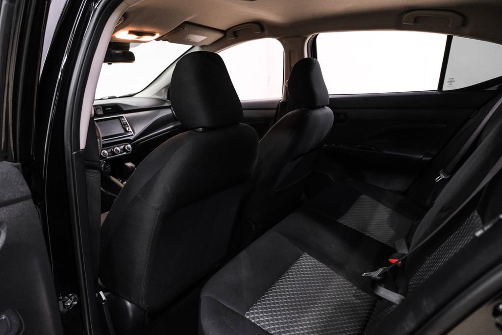 Used 2021 Nissan Versa S image 38