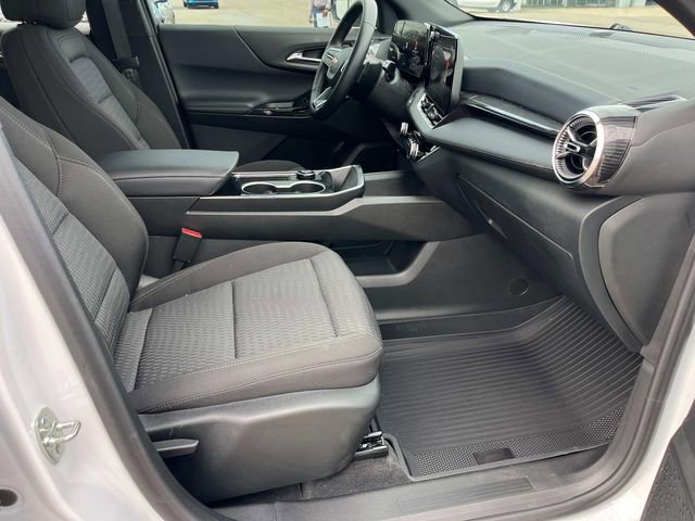 Certified 2026 Chevrolet Equinox LT image 24