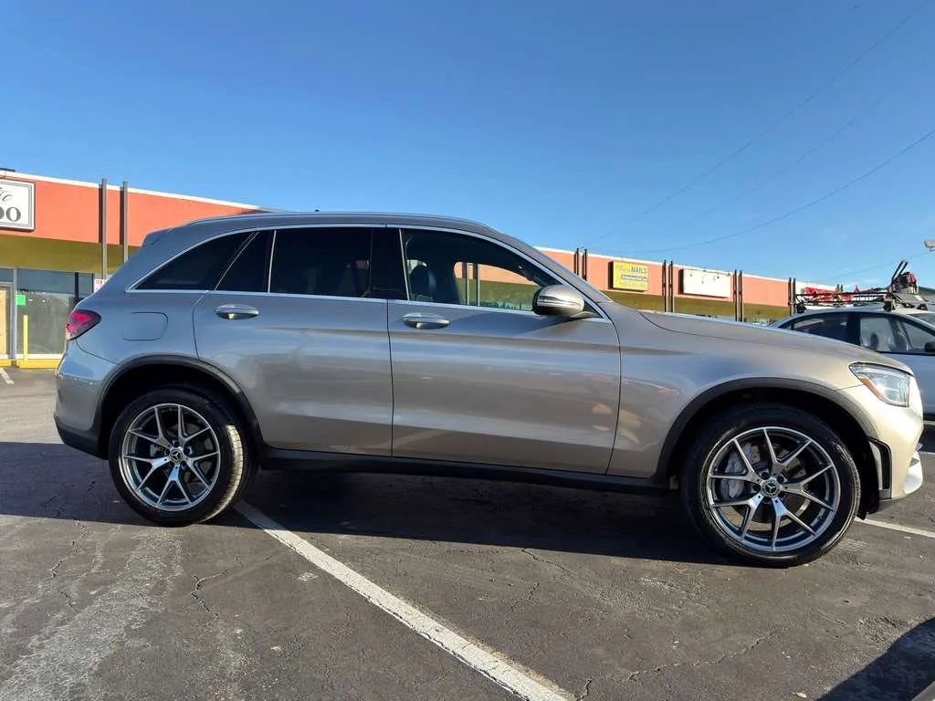 Used 2020 Mercedes-Benz GLC 300 4MATIC image 49