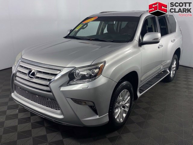 Used 2014 Lexus GX 460 w/ Premium Package AWD/4WD image 3