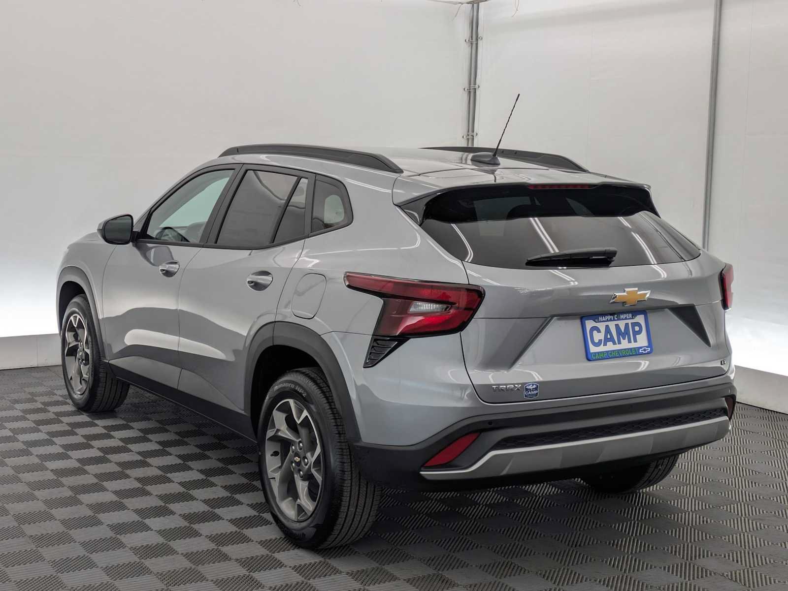 New 2026 Chevrolet Trax LT w/ Driver Confidence Package FWD image 4