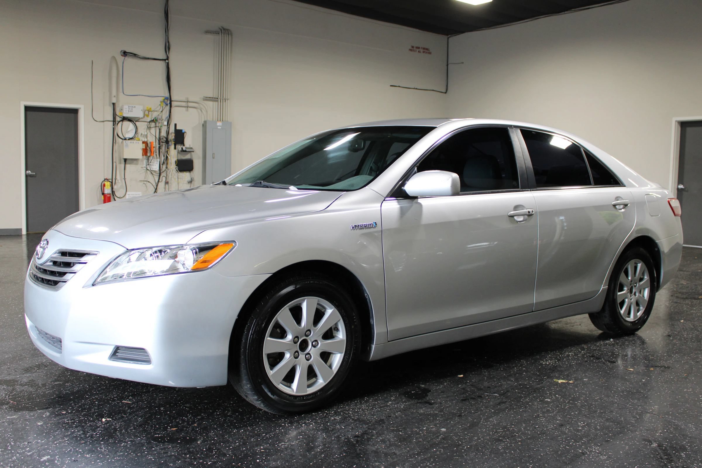 Used 2009 Toyota Camry Hybrid FWD image 6