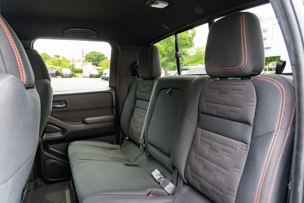 Used 2022 Nissan Frontier PRO-4X w/ Off-Road Protection Package AWD/4WD image 23
