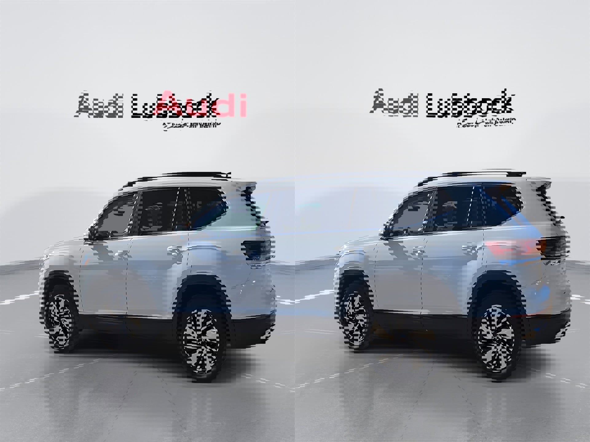 Used 2025 Volkswagen Atlas SE image 6