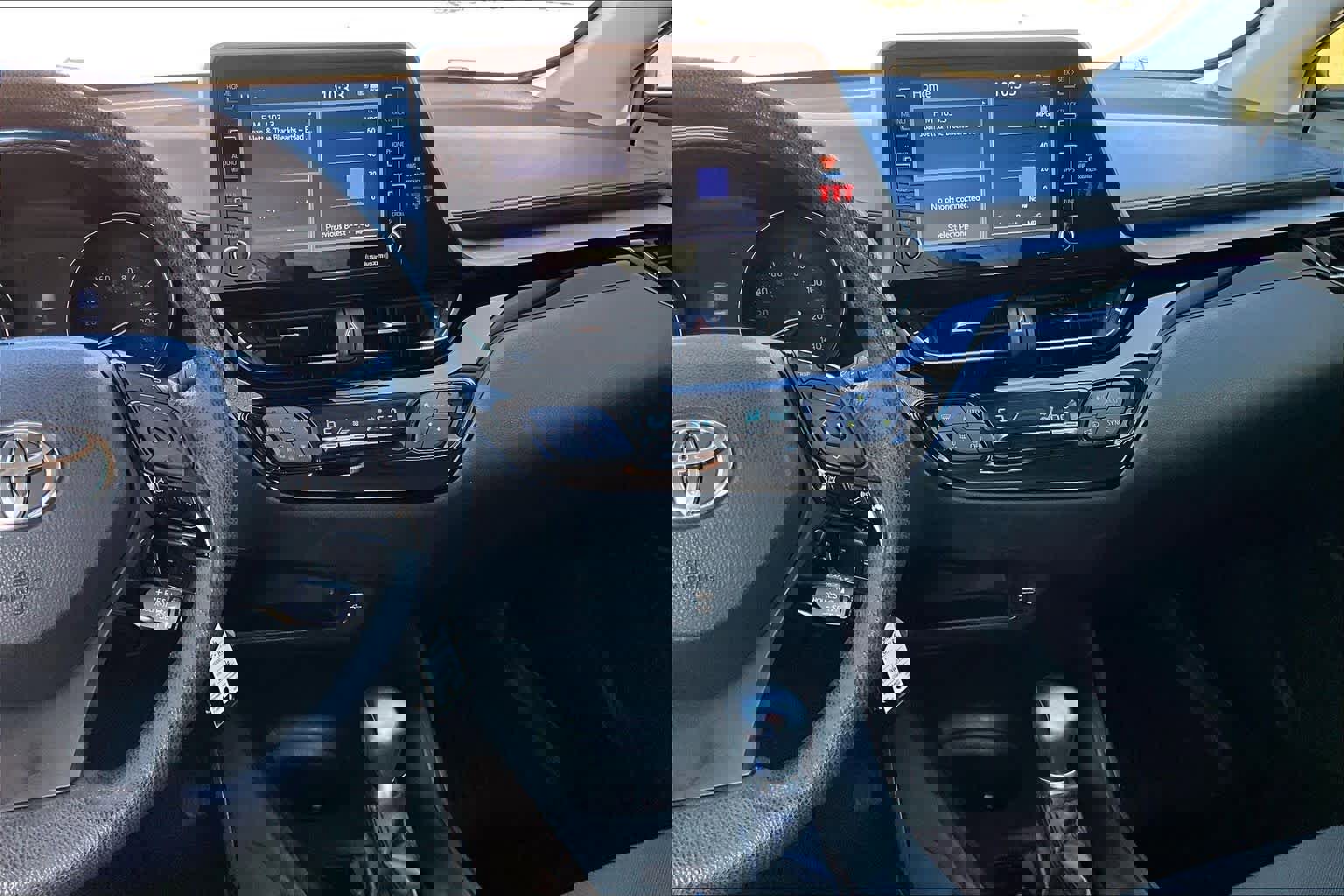 Used 2021 Toyota C-HR LE image 7