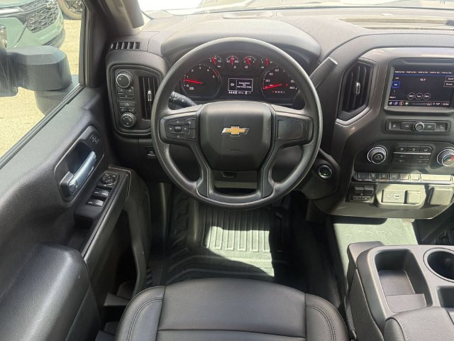 Used 2026 Chevrolet Silverado 3500 W/T AWD/4WD image 18