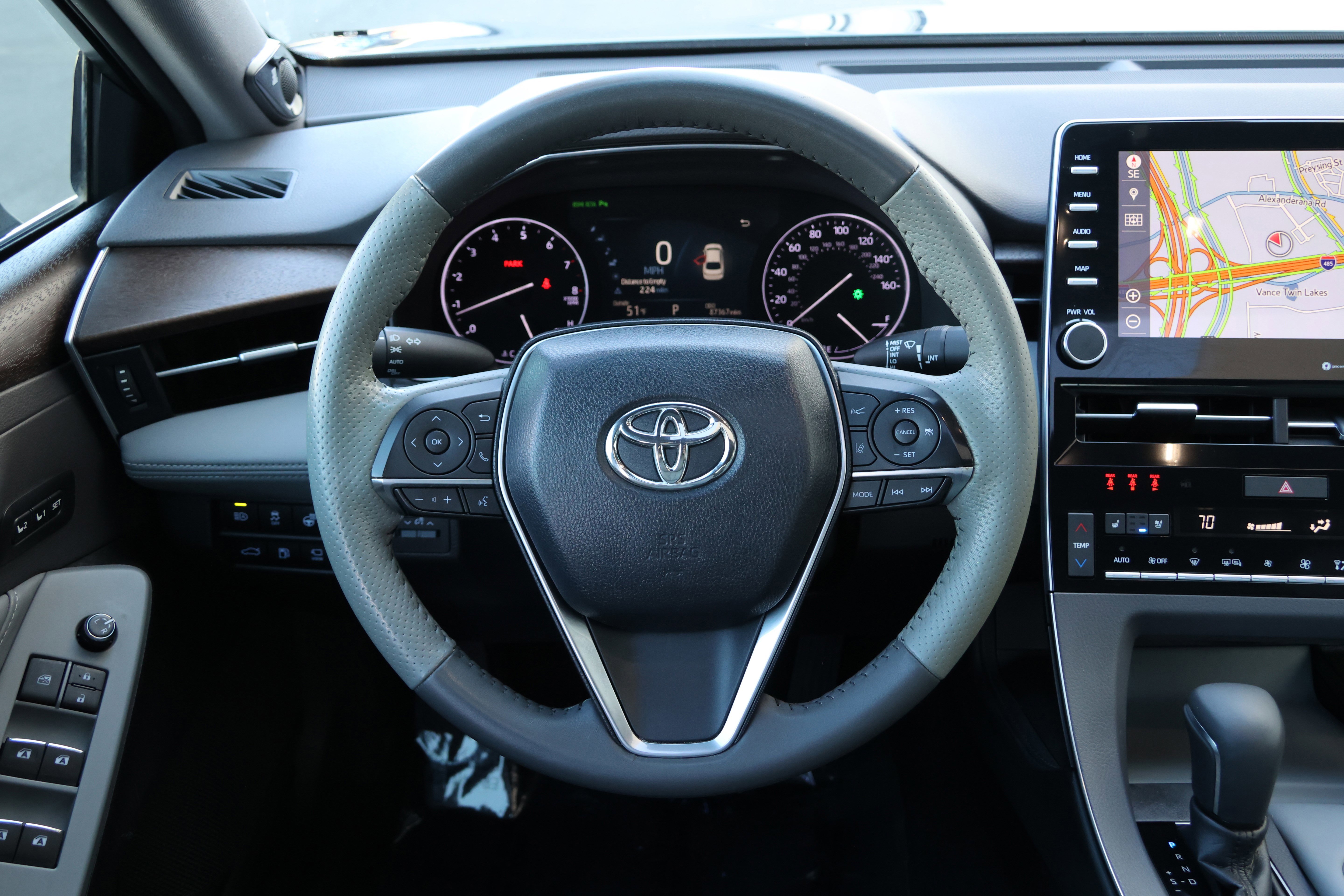 Used 2019 Toyota Avalon Limited w/ Advanced Safety Package image 18