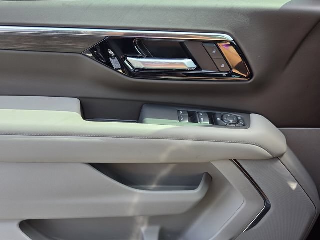 New 2026 Chevrolet Suburban LS w/ LPO, Dark Essentials Package RWD image 13