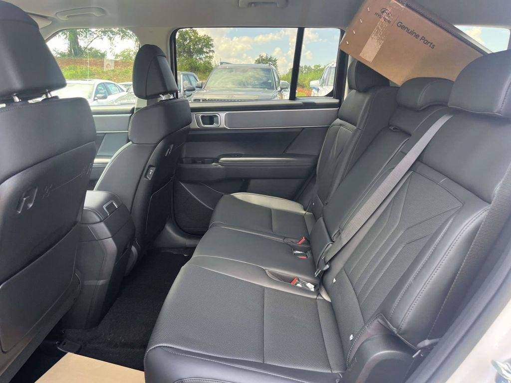 New 2026 Hyundai Santa Fe SEL FWD image 36