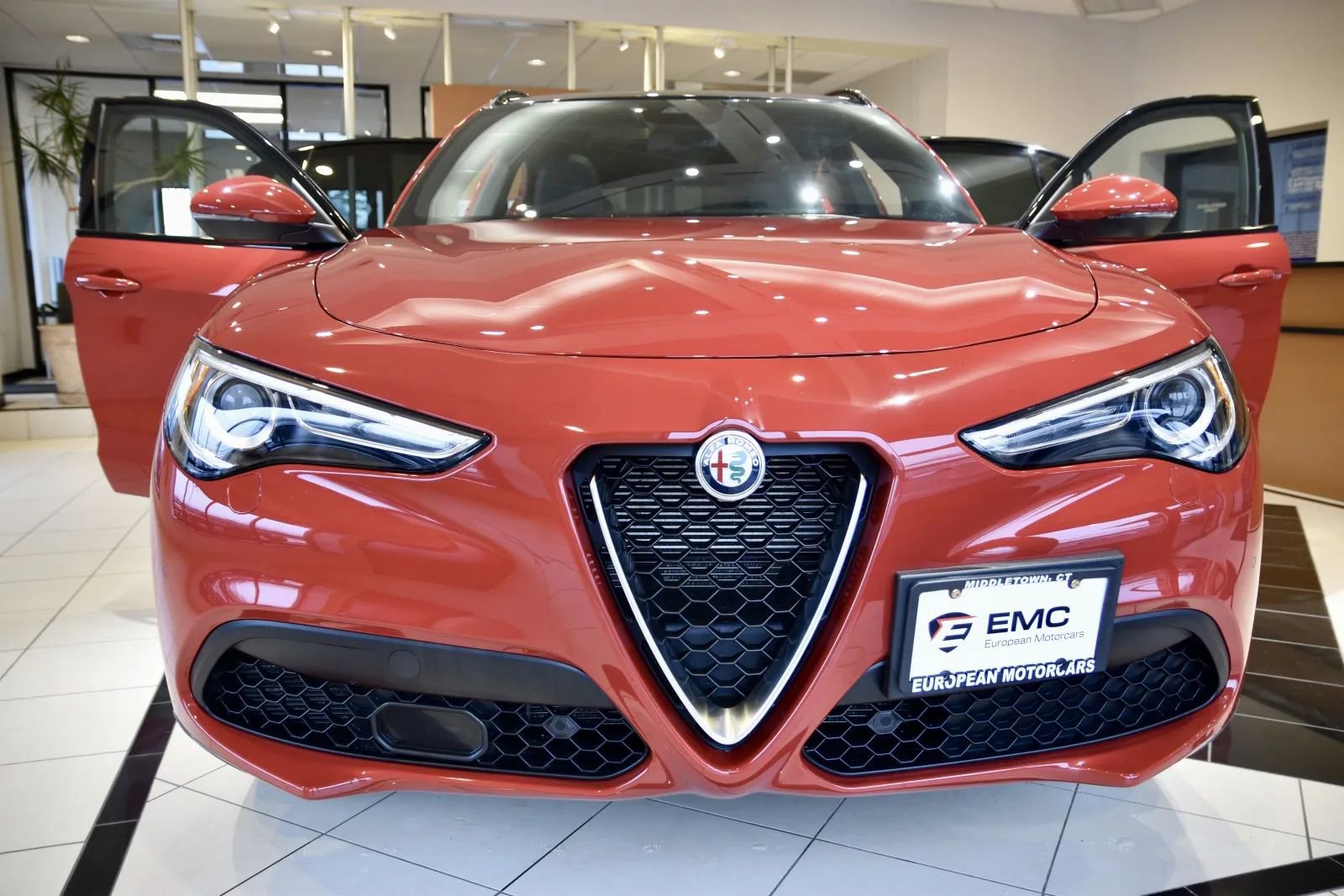 Used 2023 Alfa Romeo Stelvio Ti w/ Active Assist Plus Package image 2