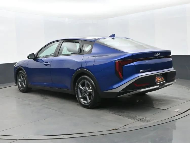 Used 2025 Kia K4 image 9