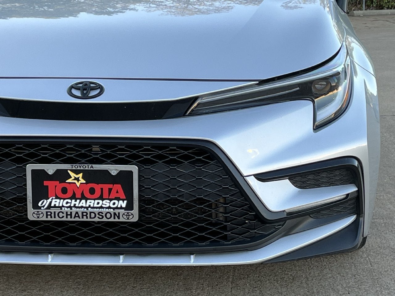Used 2024 Toyota Corolla SE FWD image 8