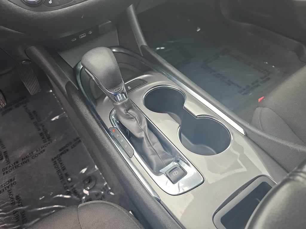 Used 2023 Chevrolet Malibu LT FWD image 21