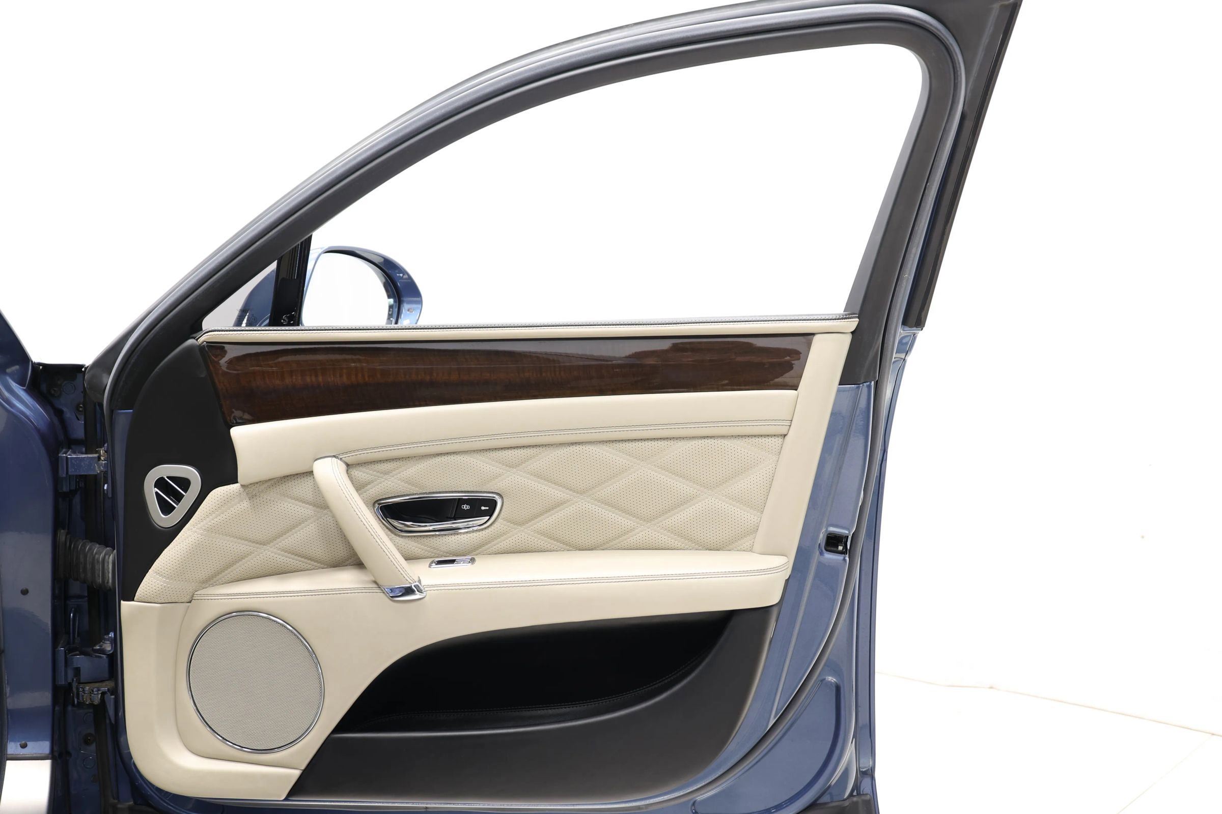 Used 2014 Bentley Flying Spur W12 AWD/4WD image 93