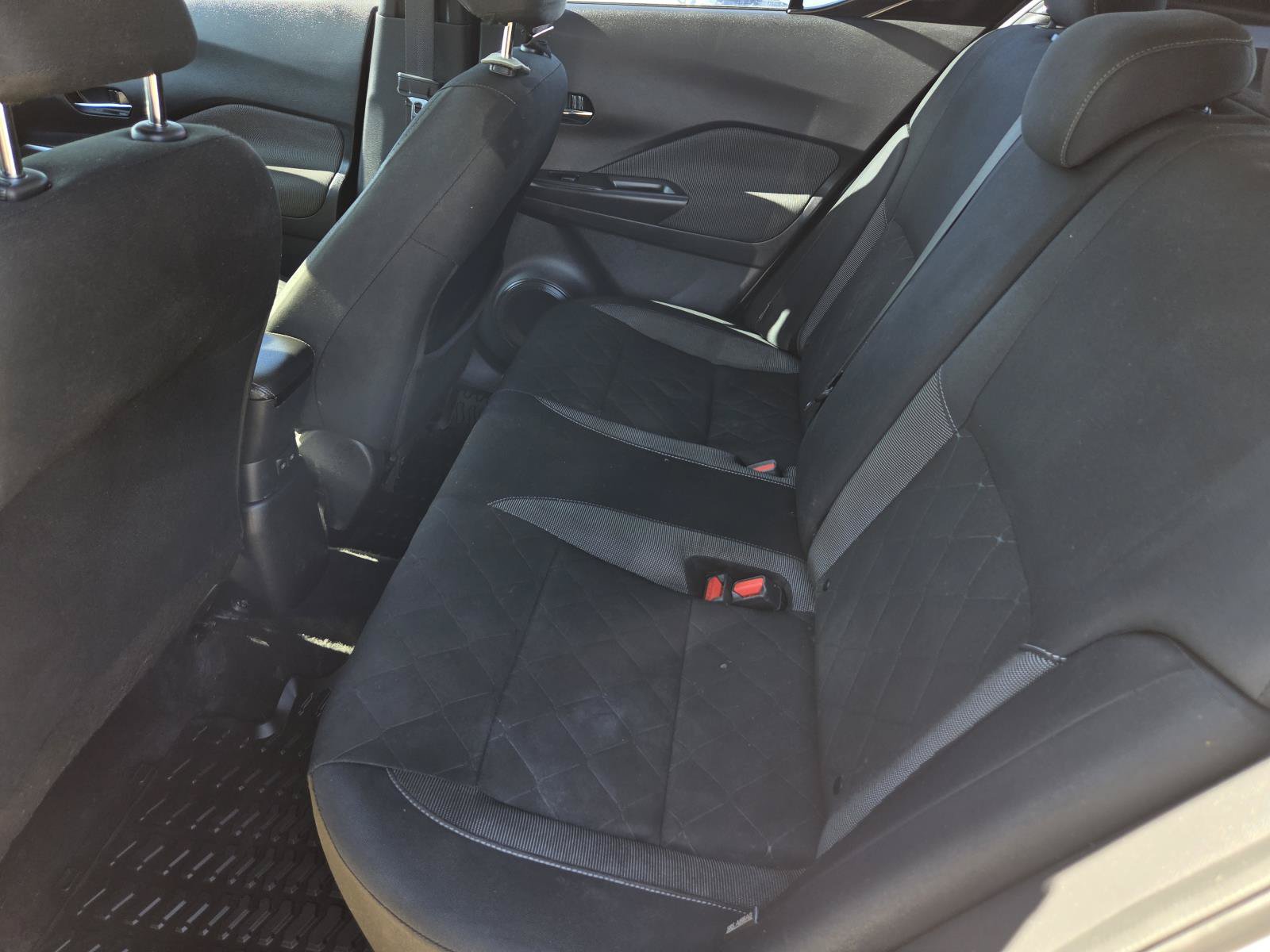 Used 2020 Nissan Kicks SV FWD image 12