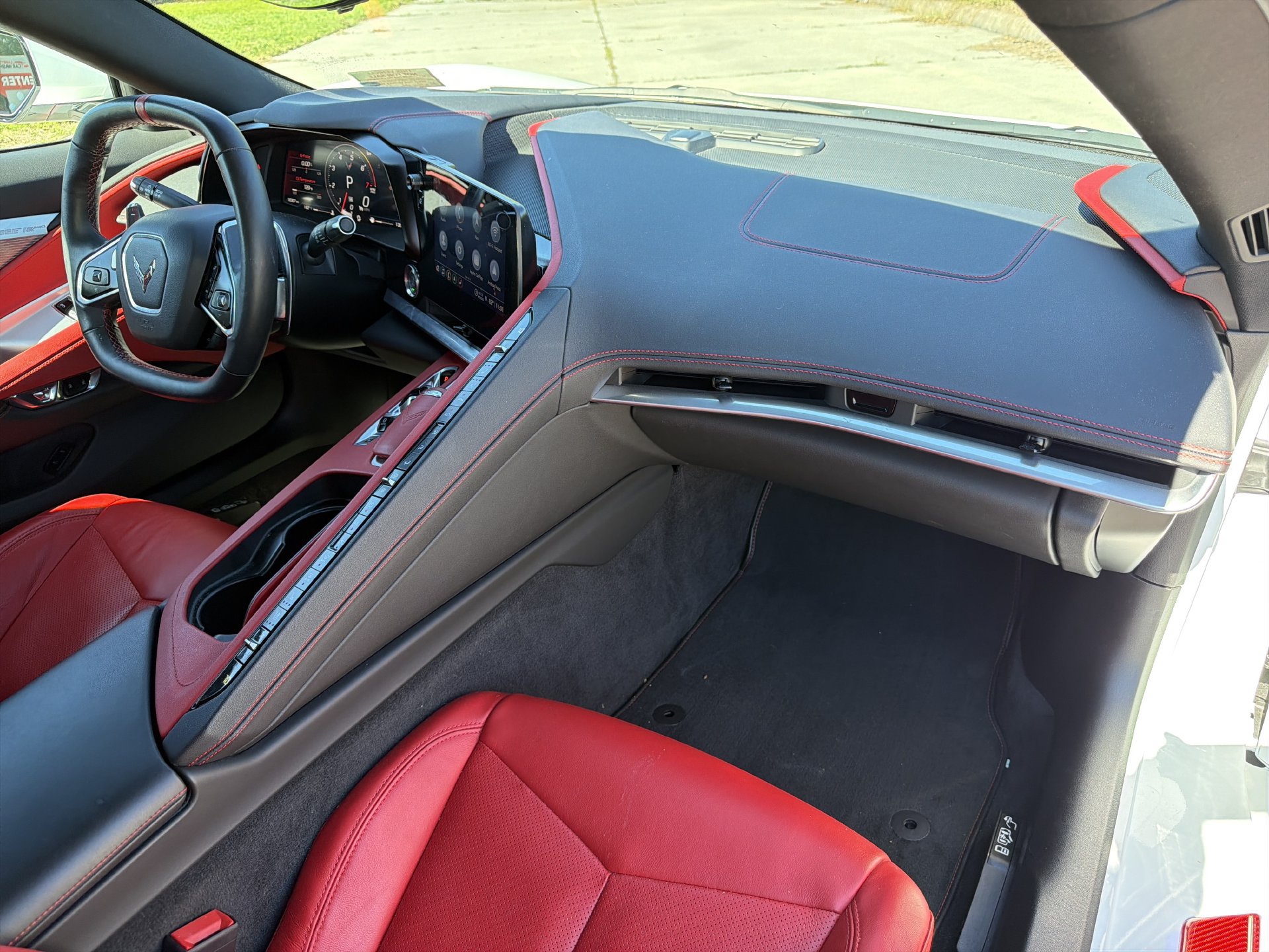 Used 2023 Chevrolet Corvette Stingray Preferred Cpe w/ 2LT RWD image 17