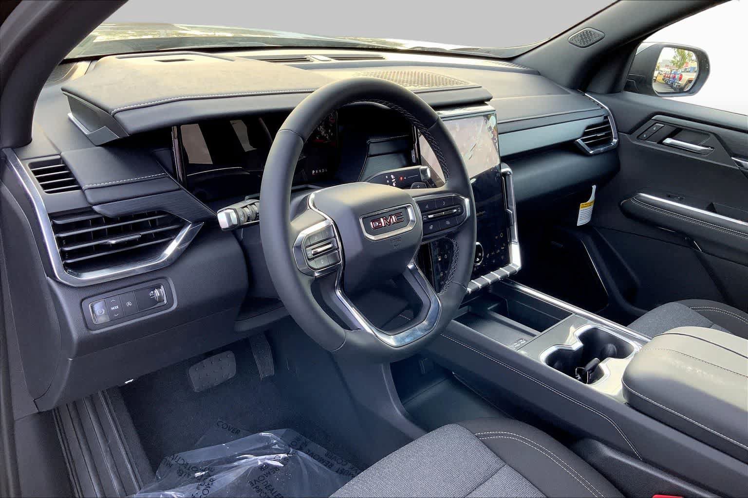 New 2025 GMC Acadia Elevation FWD image 8