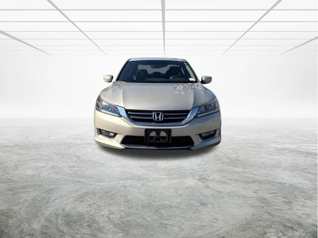 Used 2015 Honda Accord Sport image 10