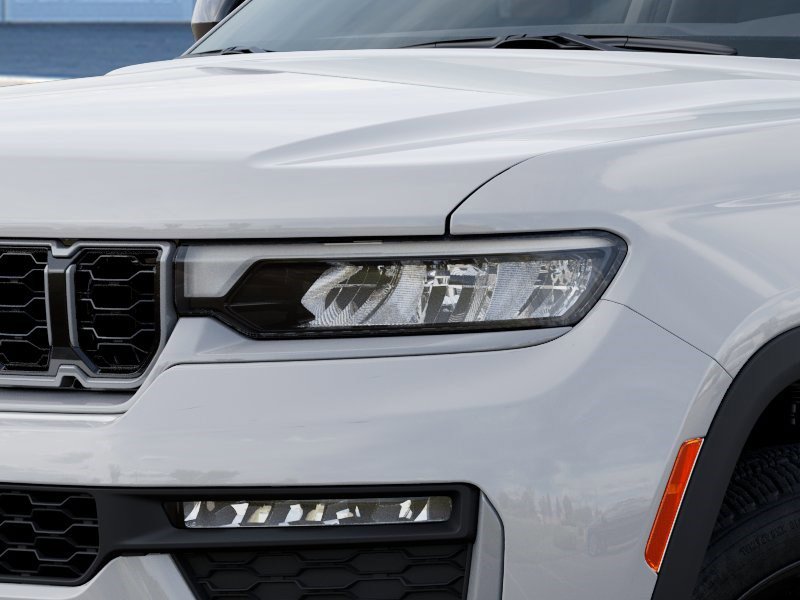 New 2026 Jeep Grand Cherokee L Limited image 10