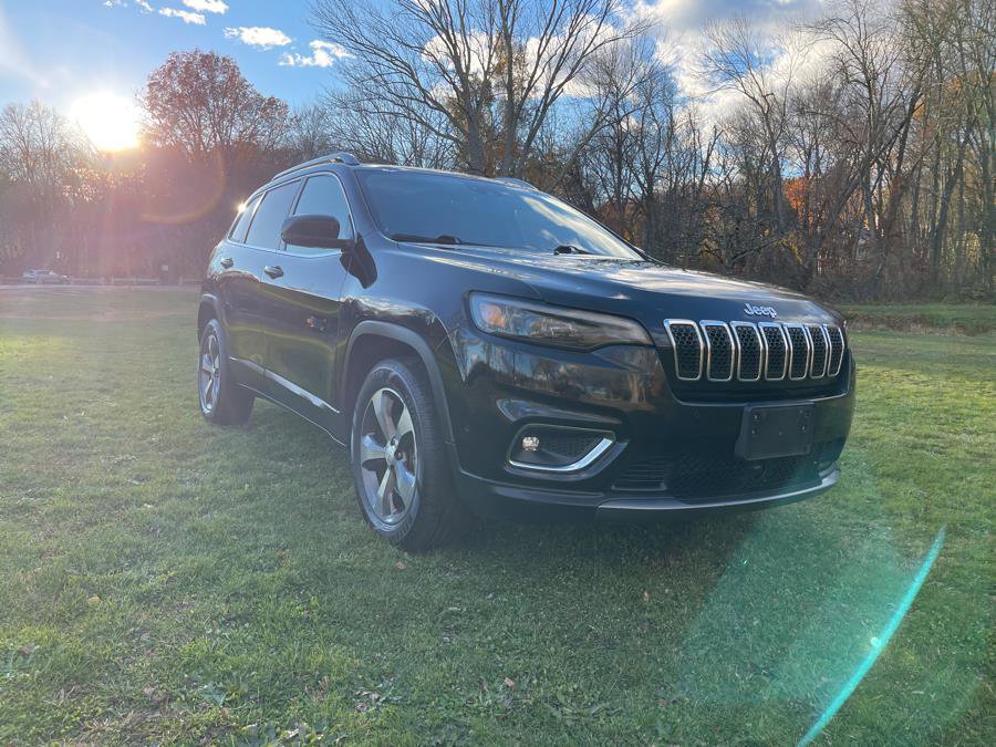 Used 2019 Jeep Cherokee Limited w/ Luxury Group image 5
