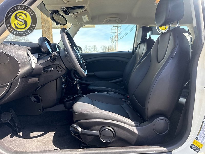 Used 2013 MINI Cooper Hardtop image 11