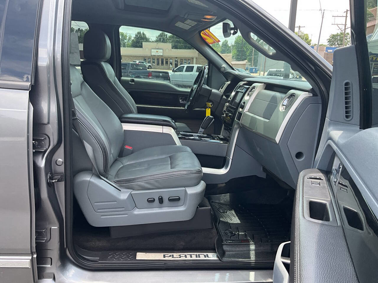 Used 2012 Ford F150 Platinum AWD/4WD image 29