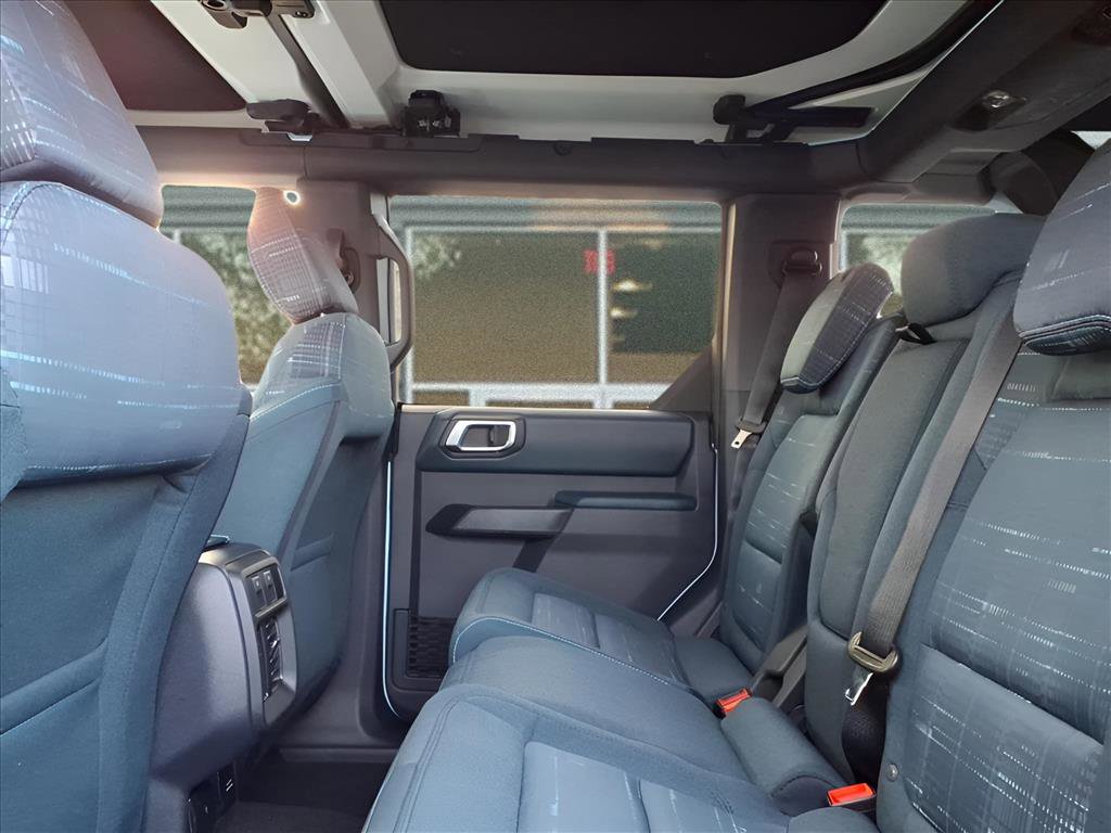 New 2025 Ford Bronco Heritage Edition image 8