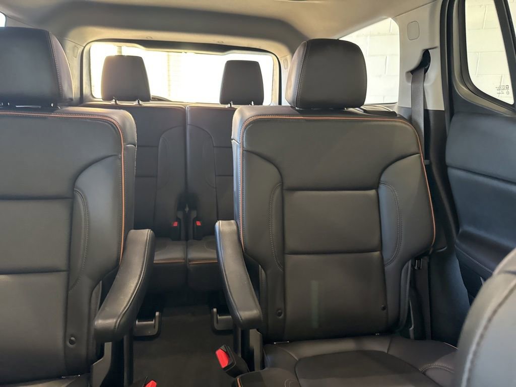 Used 2023 GMC Acadia AT4 w/ Preferred Package image 16