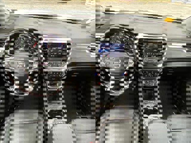 Certified 2022 GMC Acadia SLT w/ Technology Package image 13