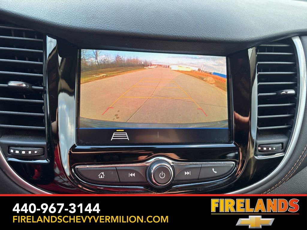 Certified 2022 Chevrolet Trax LT w/ Driver Confidence Package image 3