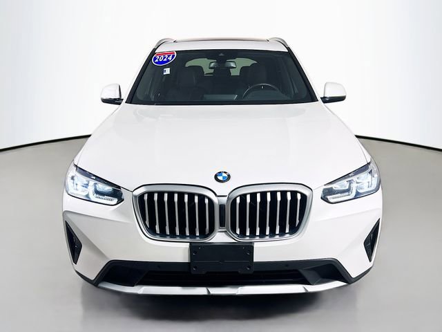 Used 2024 BMW X3 xDrive30i AWD/4WD image 3