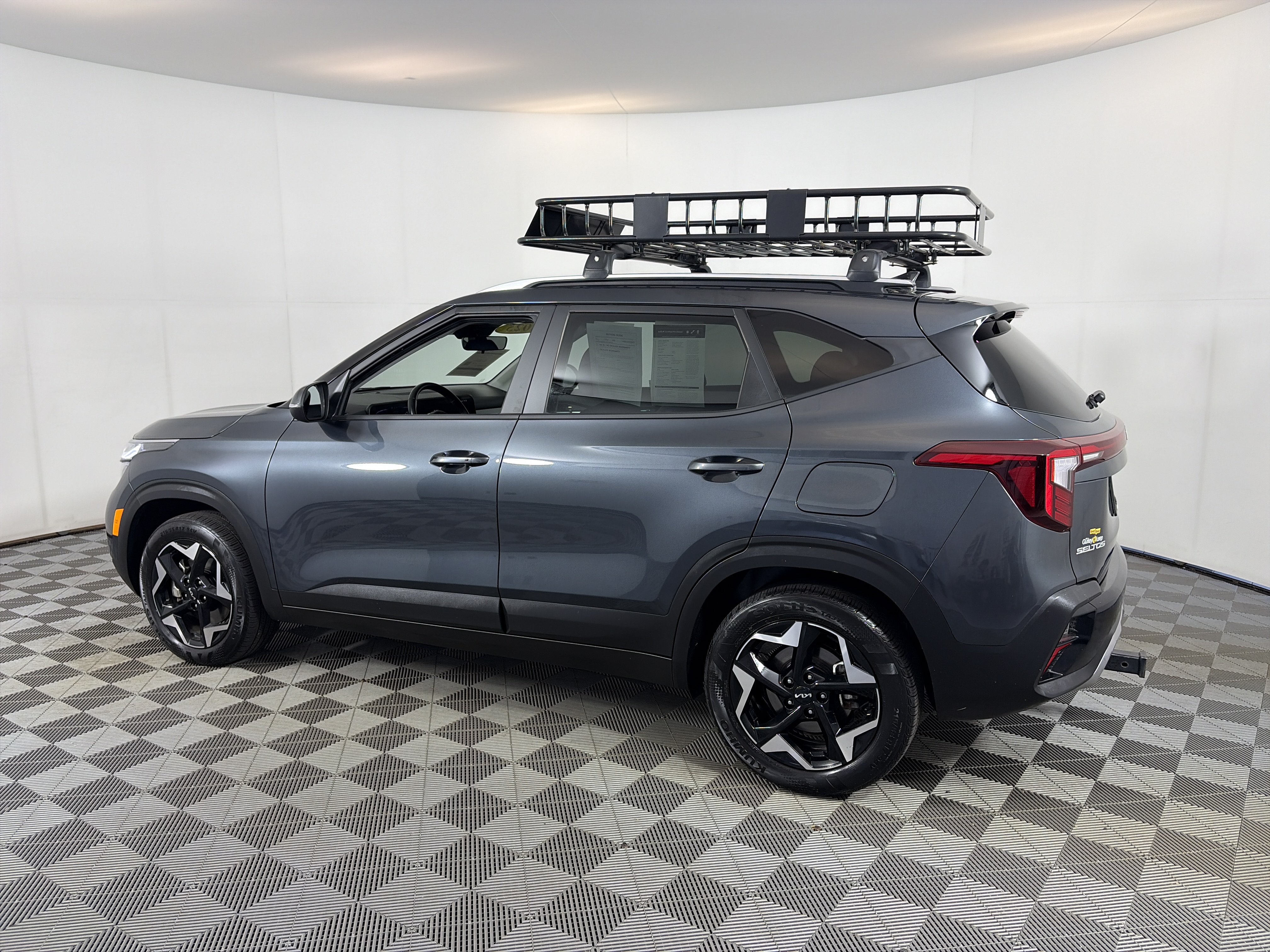 Certified 2025 Kia Seltos S AWD/4WD image 8