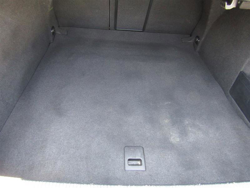 Used 2013 Volkswagen CC Sport image 38