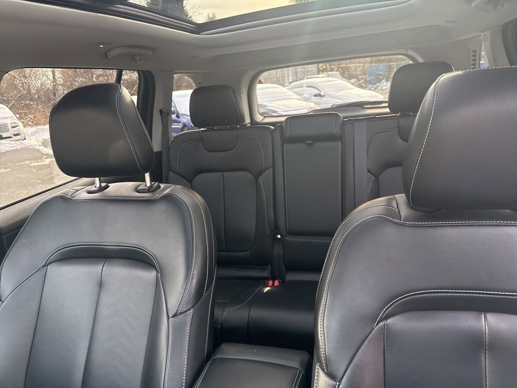 Used 2023 Jeep Grand Cherokee 4WD 4xe image 41