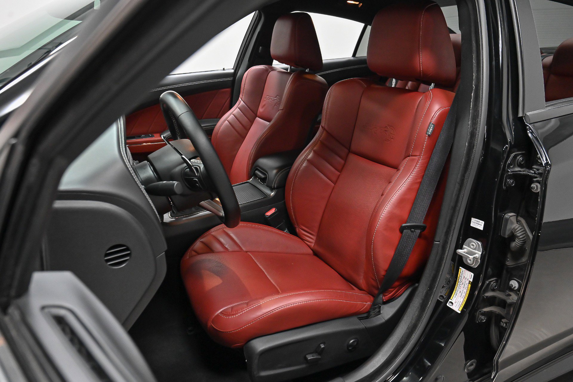 Used 2023 Dodge Charger SRT Hellcat image 4