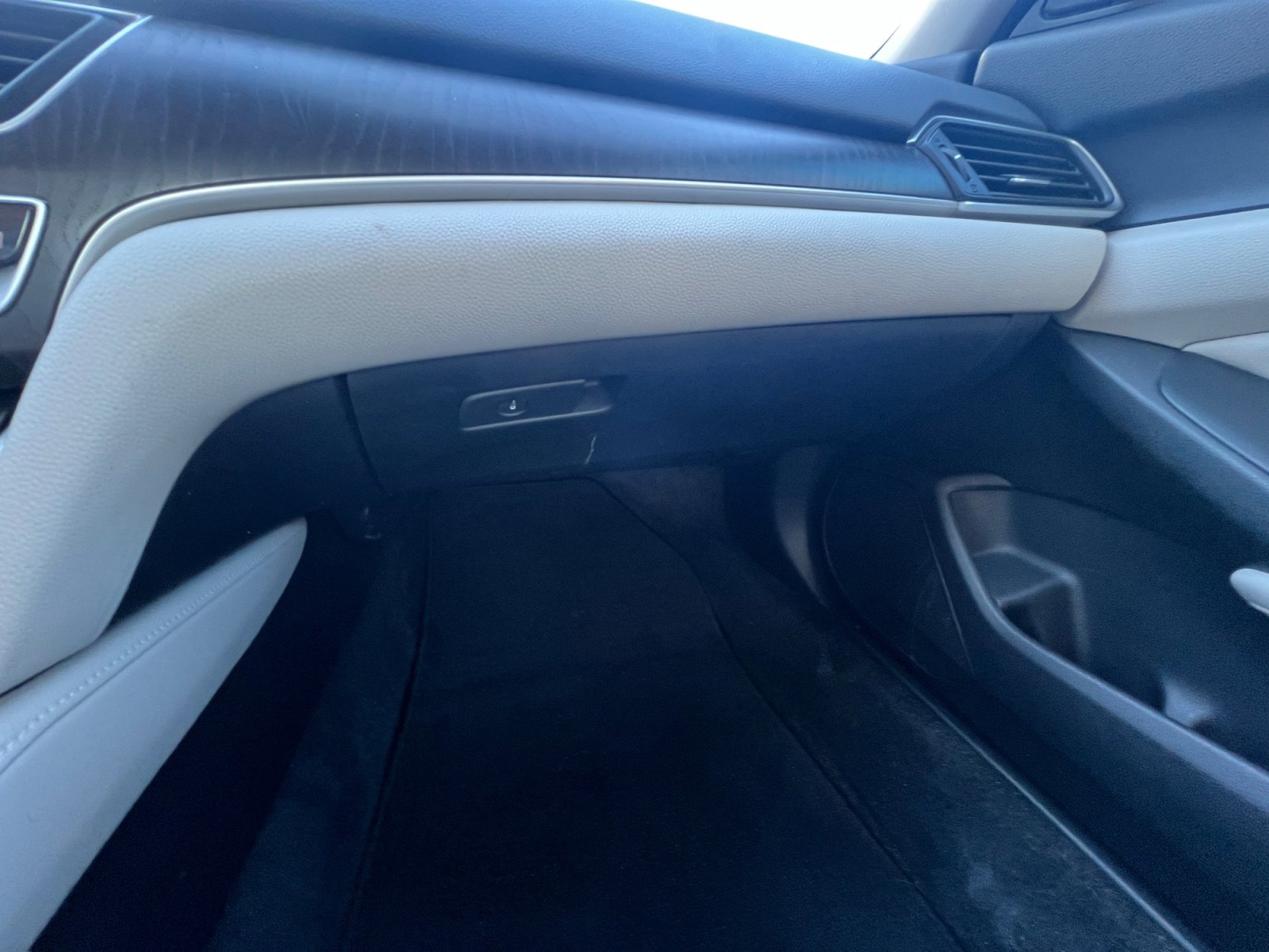 Used 2021 Honda Accord EX-L image 20