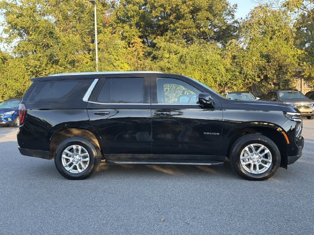Used 2025 Chevrolet Tahoe LT AWD/4WD image 2