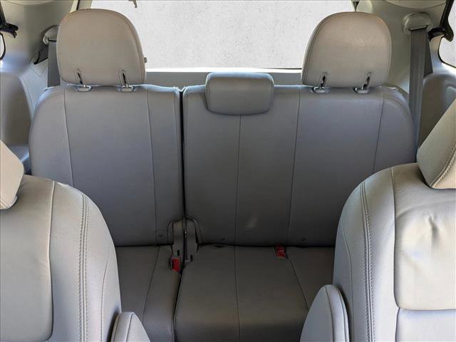 Used 2020 Toyota Sienna XLE w/ XLE Navigation Package image 24