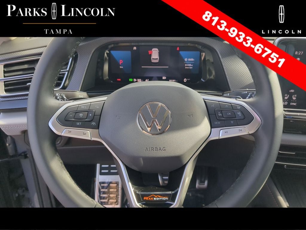 Used 2025 Volkswagen Atlas Peak Edition SE AWD/4WD image 31