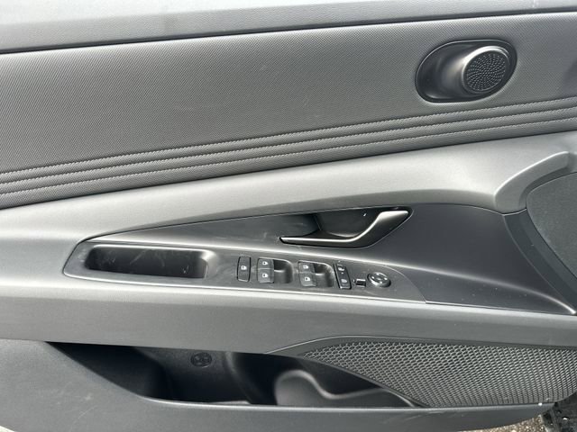 New 2026 Hyundai Elantra Sport image 35