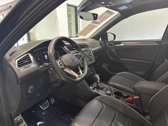 Used 2022 Volkswagen Tiguan SEL R-Line AWD/4WD image 21