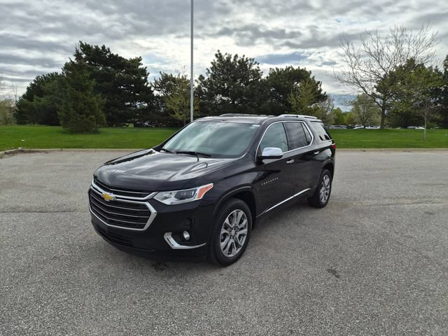 Used 2021 Chevrolet Traverse Premier FWD image 1