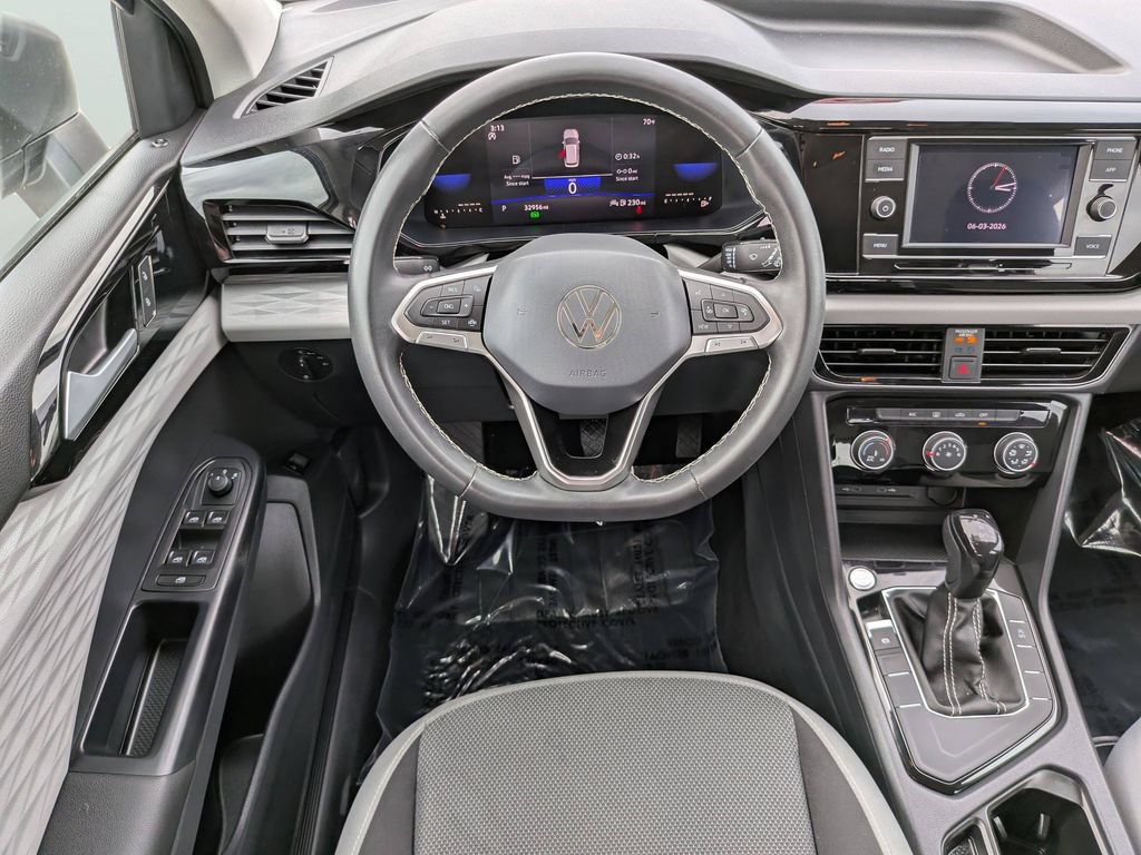 Certified 2023 Volkswagen Taos S FWD image 11