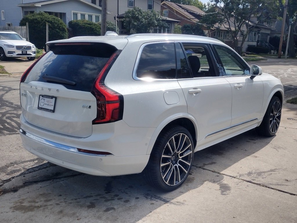 New 2026 Volvo XC90 B6 Plus image 10