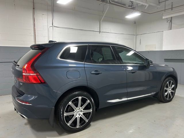 Used 2021 Volvo XC60 T5 Inscription image 3
