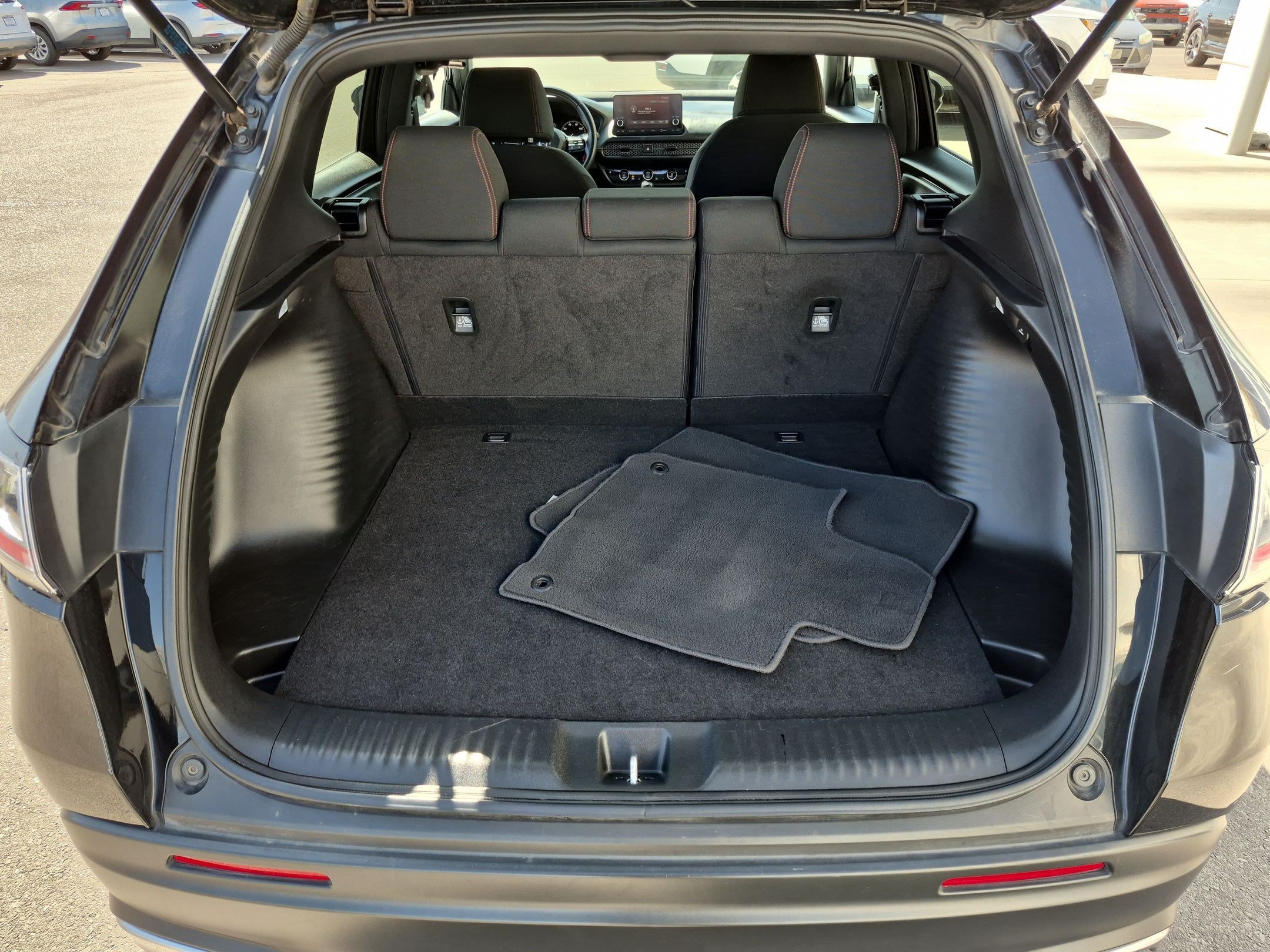 Used 2025 Honda HR-V Sport image 31